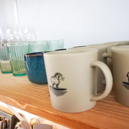 Blissful Oceanfront Cottage In Port Mouton エクステリア 写真
